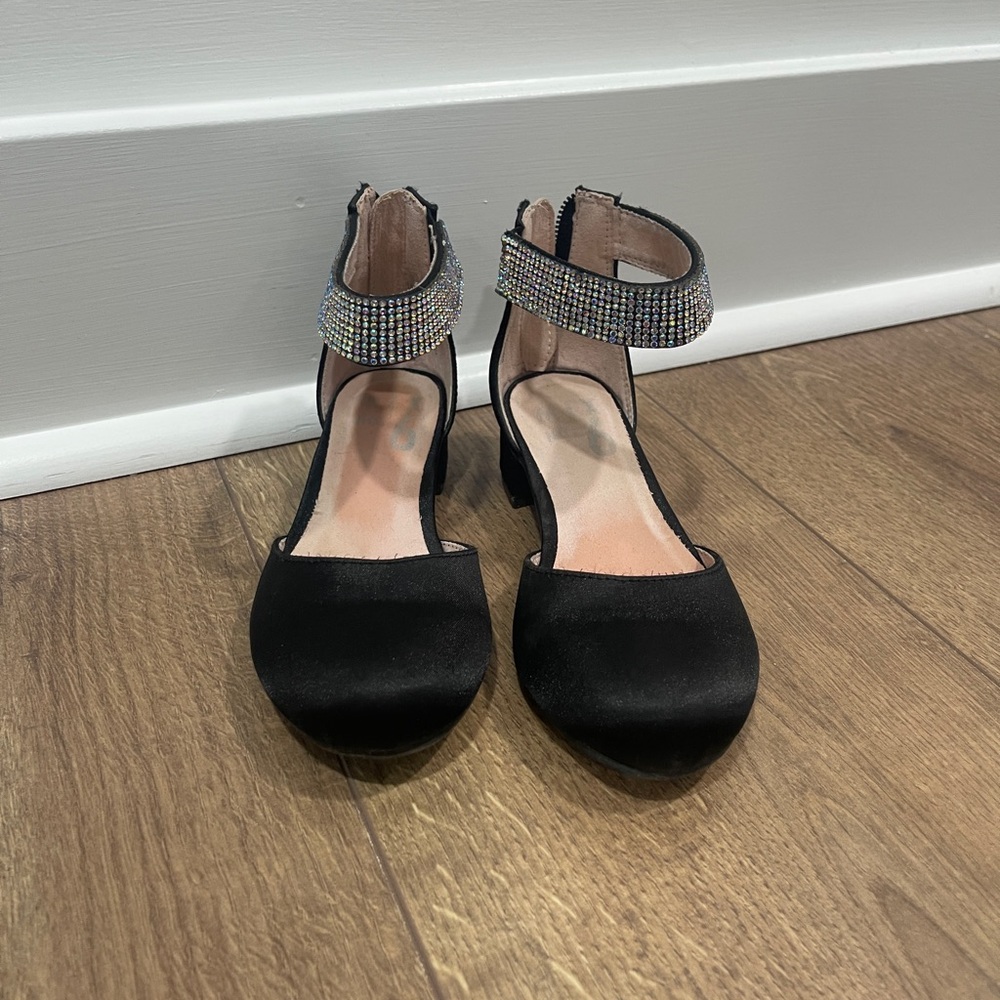 Mix No. 6 Black Dress Shoes with Silver Ankle Strap